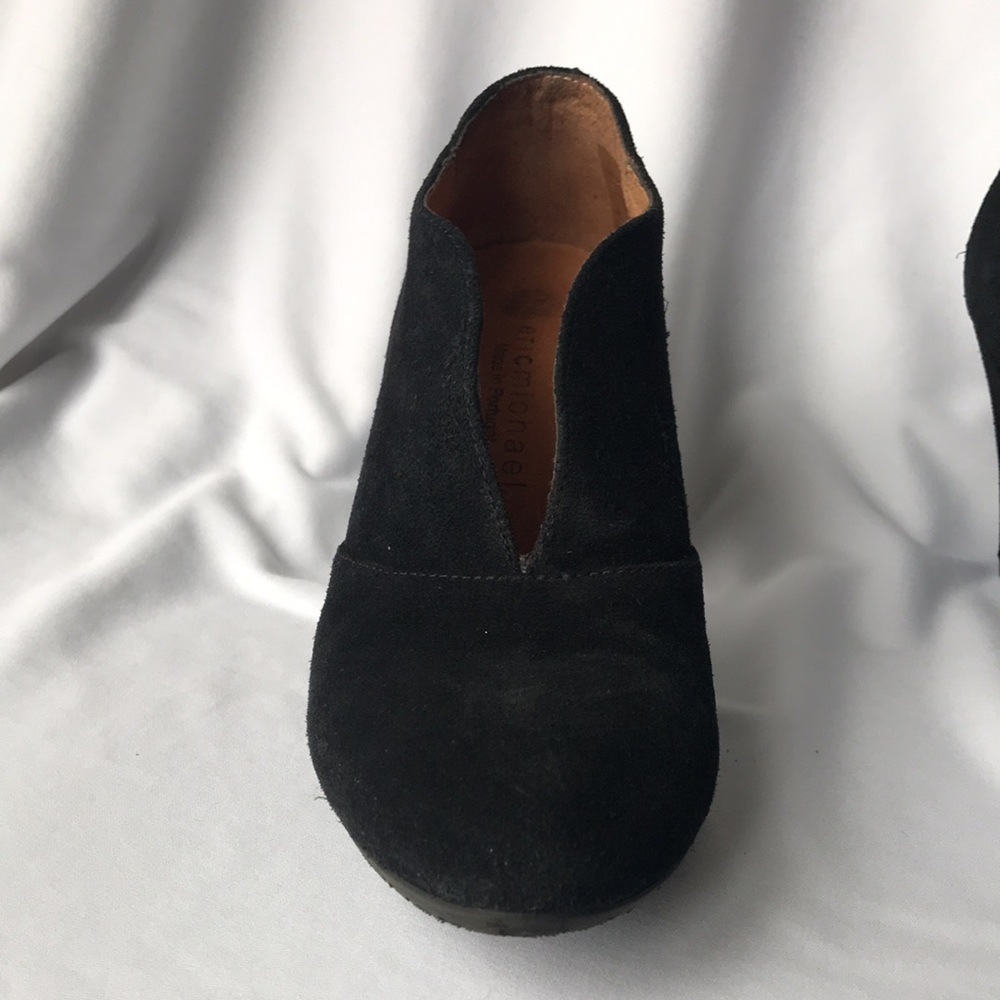 Eric Michael Heels - image 8